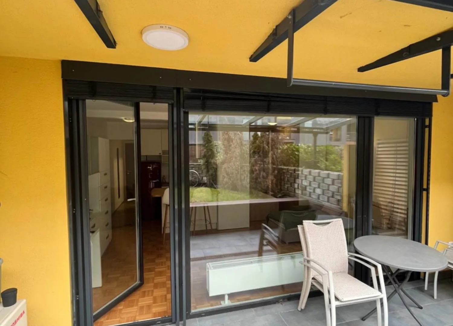 Oasis Atrium Apartment With Free Parking Ljubljana