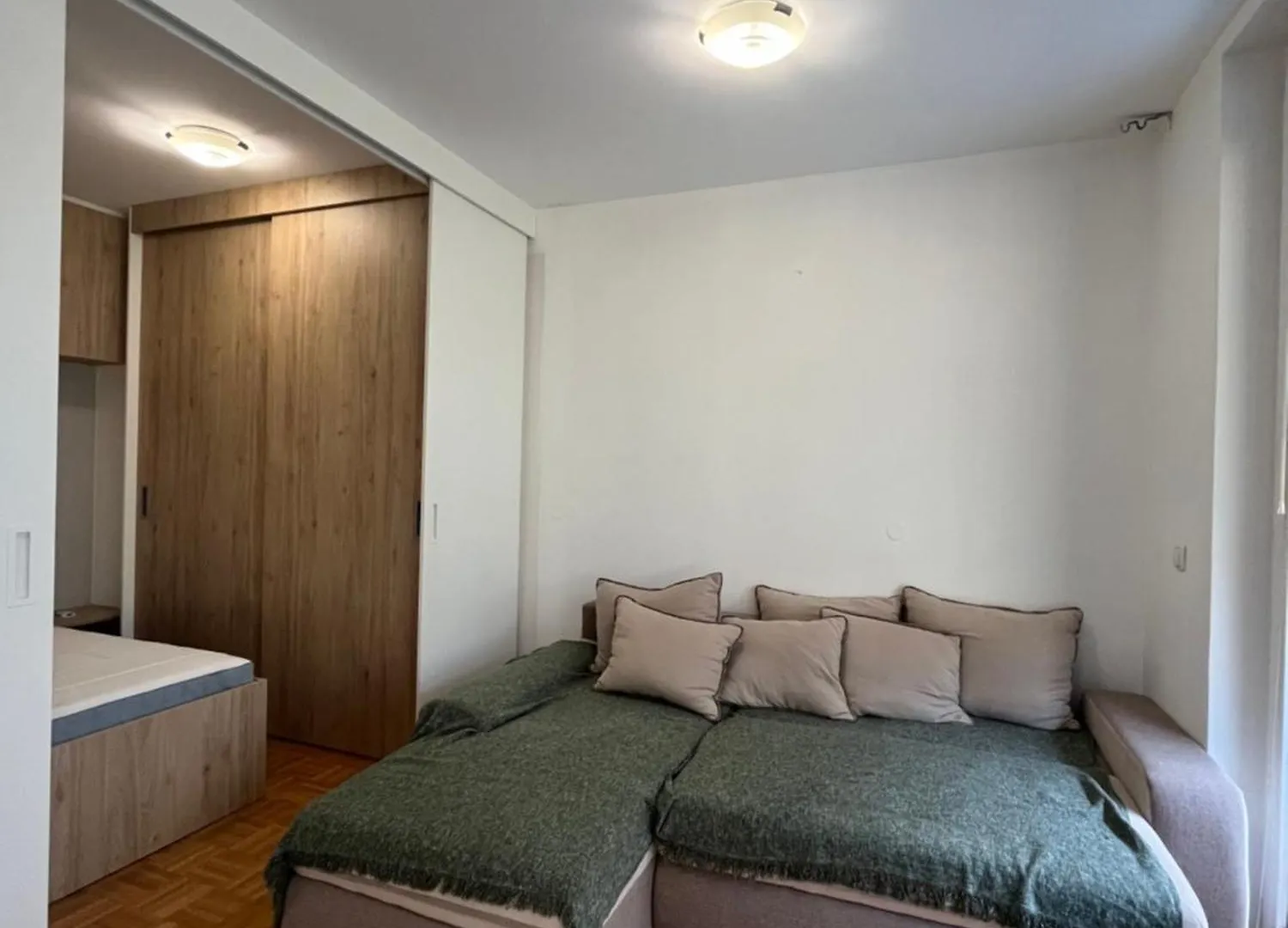 Oasis Atrium Apartment With Free Parking Lublaň