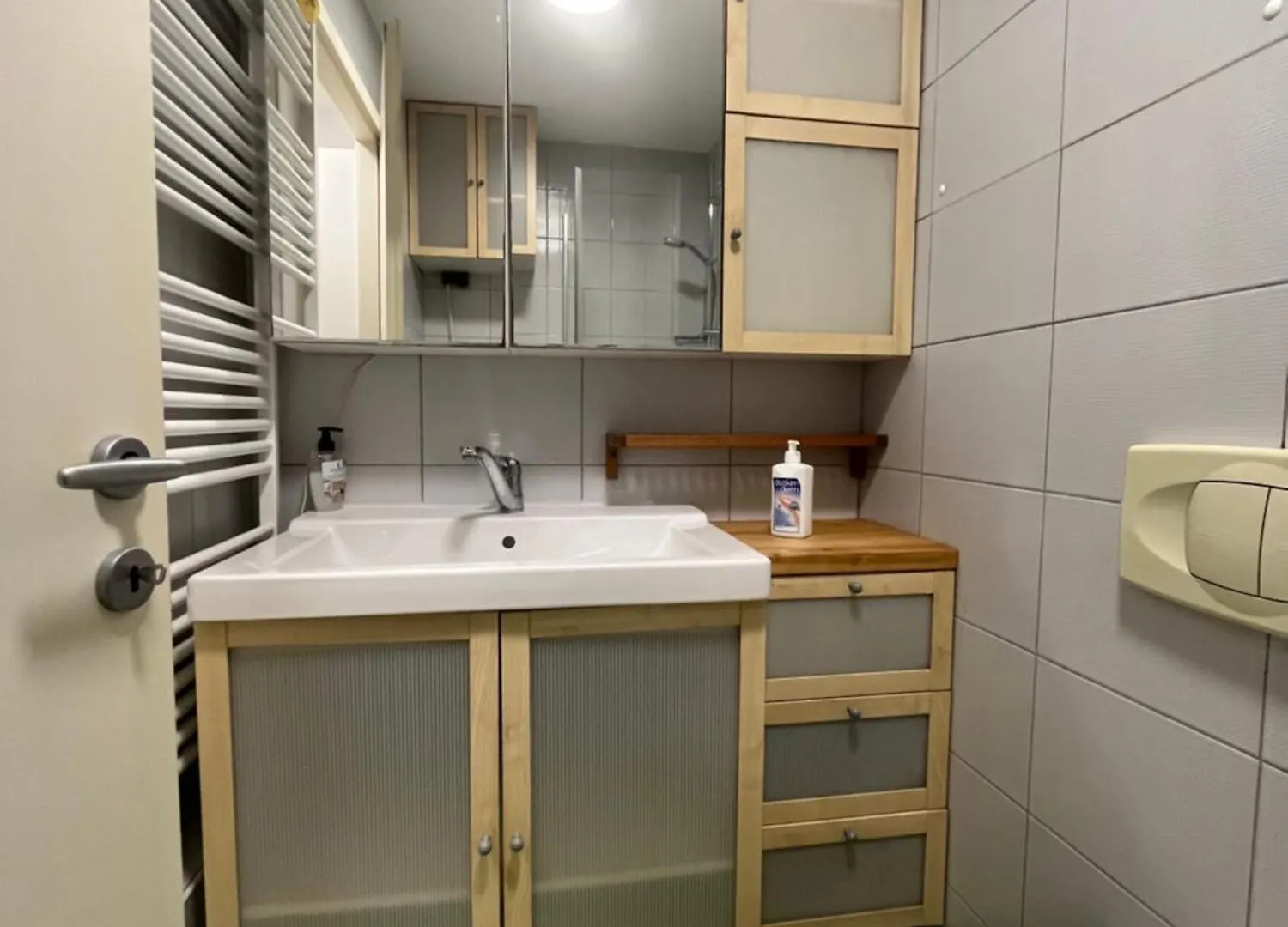 Oasis Atrium Apartment With Free Parking Lublaň